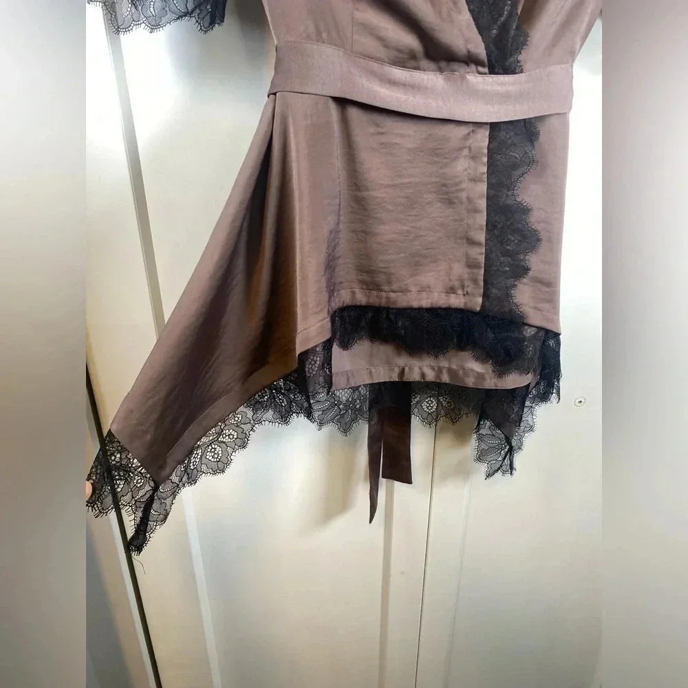 BCBG MaxAzria - ‘Eunice’ Satin Faux wrap top with lace - mulberry mist - XXS - Picture 5 of 10